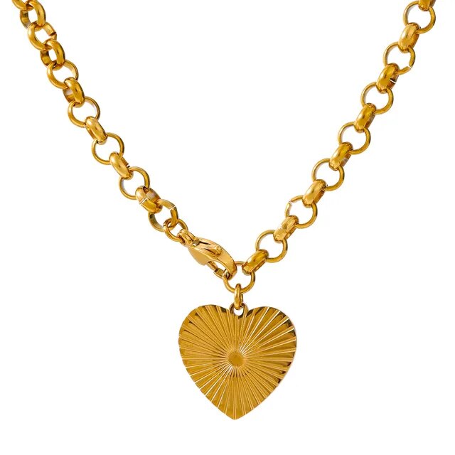 Silver Ridge Heart Pendant Necklace